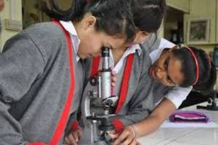 Shri Gopal High School And Junior College-Physics Lab