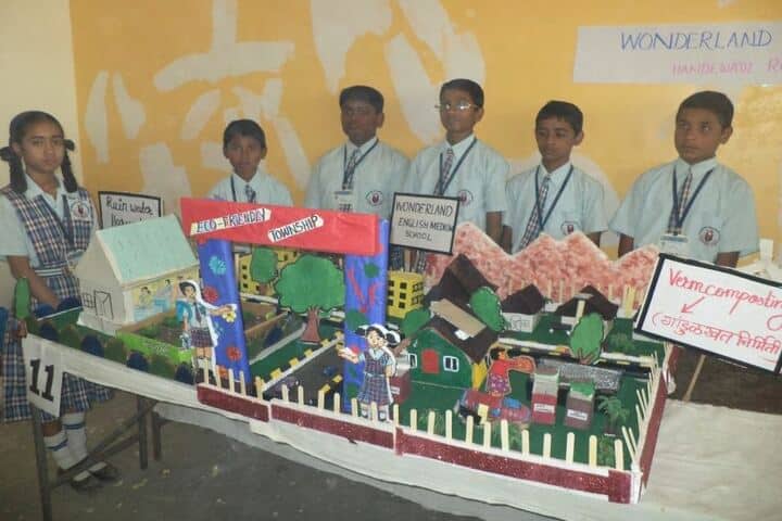Wonderland English Medium School-Exhibition
