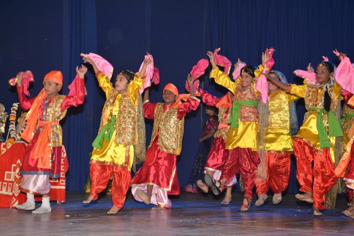 Blue Heavens English Medium School-Dance