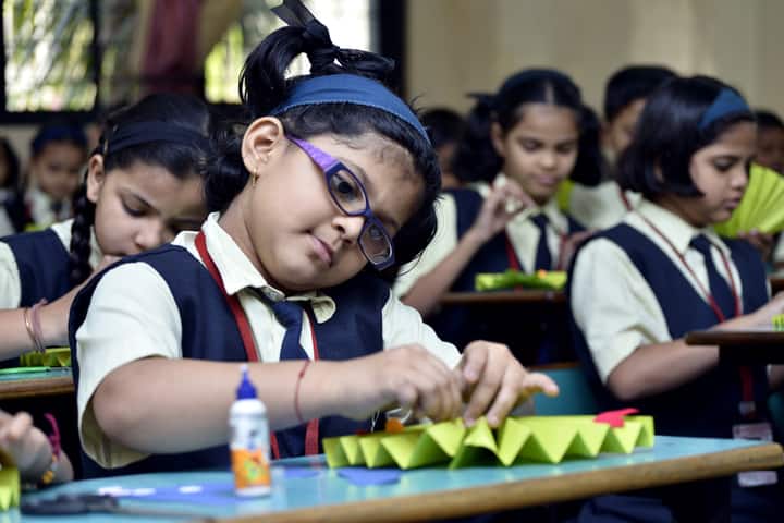 ZESs Silver Crest School-Art And Craft