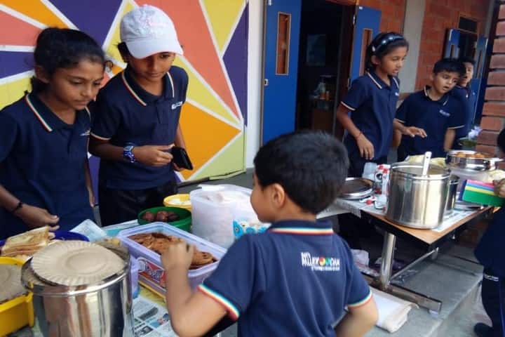 Raks Pallikkoodam-Stalls