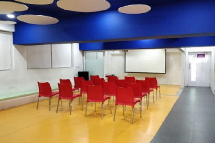 Billabong High International School-Smart Class Room