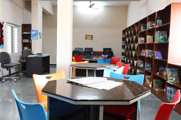 Shantiniketan International School-Library