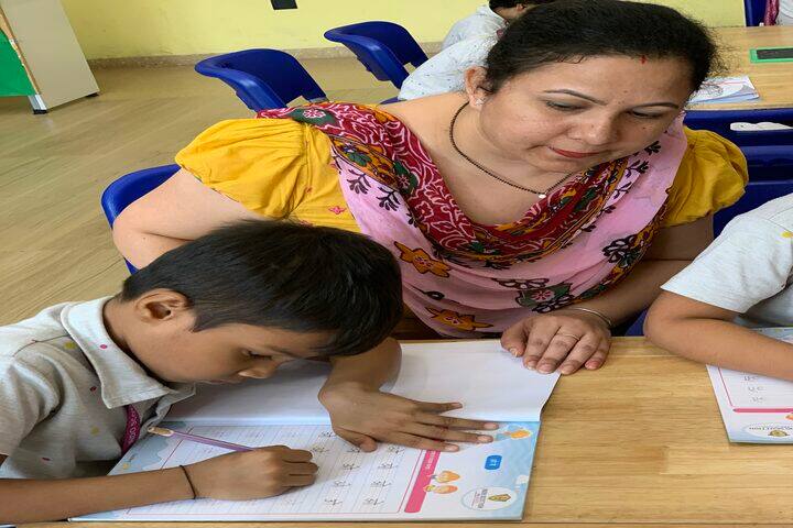 Indo Scottish Global School-Classroom