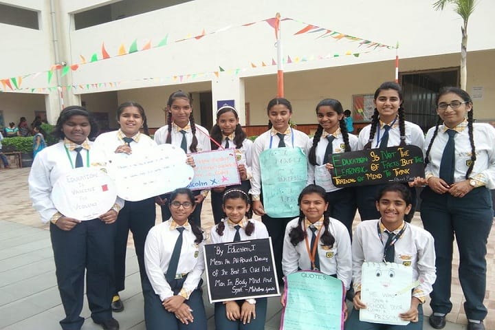 KK Cambridge International School-Poster Presentations