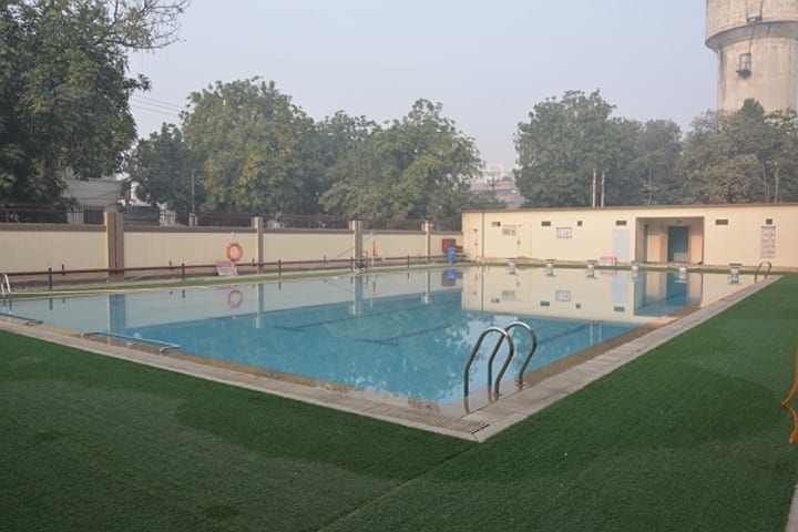 Meenakshi World School-Swimming Pool