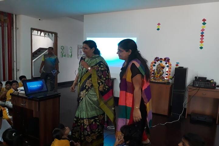 Seven Isles International School-Seminar