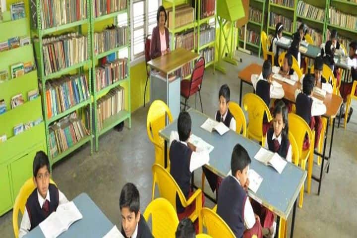 St Peters Matriculation Higher Secondary School-Library