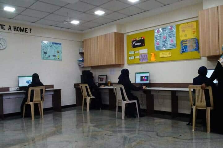The Bay International School and Junior College-IT Lab