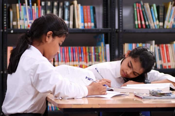 The Kings School-Library