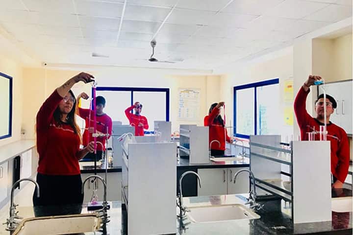 The Ardee School-Chemistry Lab