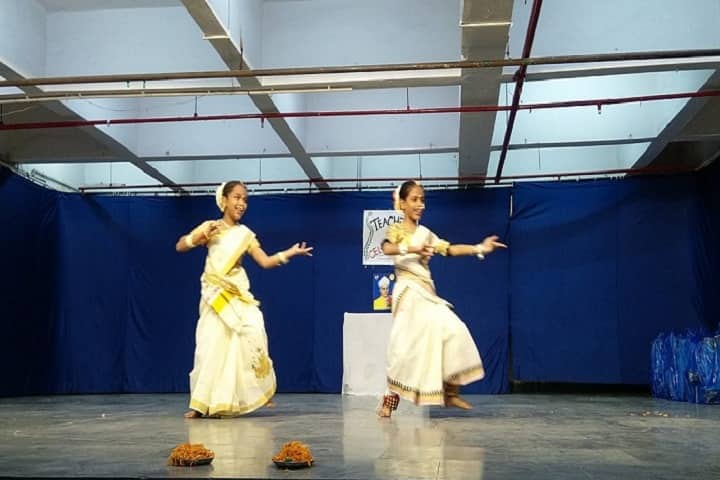 Sujatha High School-Dance