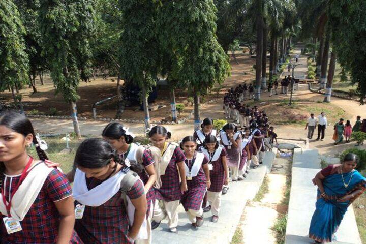 Ramakrishna School-School Picnic