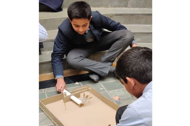 Shiv Nadar School-Art and Craft