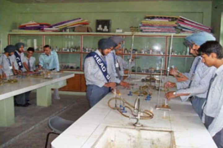 Sargodha Public Senior Seconadry School-Chemistry-Lab