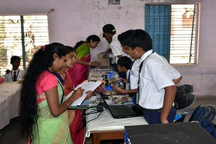Dnyanmata High School-Science Exhibition