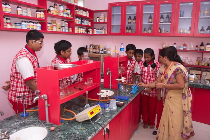 Jana Gana Mana English Secondary School-Physic Lab