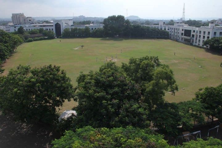 Abeda Inamdar Junior College for Girls-Ground