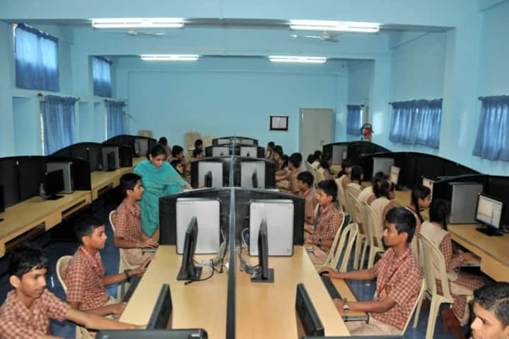 Amrita Vidyalayam-Computer Lab