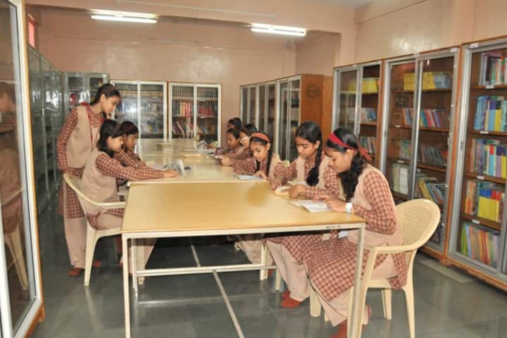 Amrita Vidyalayam-Library
