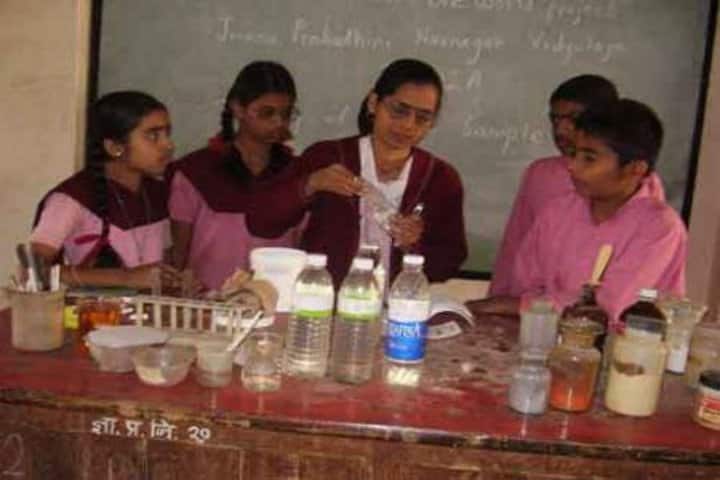 Jnana Prabodhini Navanagar Vidyalaya-Laboratory