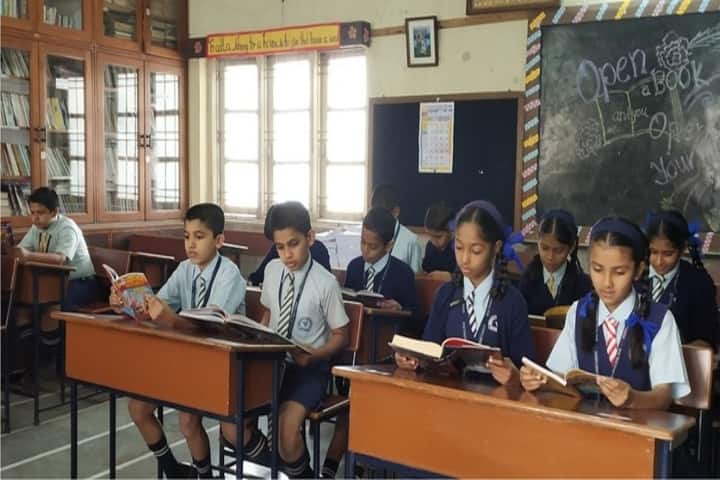 Acharya Shree Vijay Vallabh School-Library