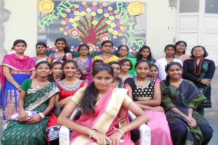 Pragati English Medim School-Teachers Day