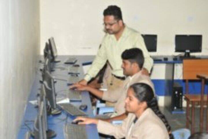 East West Pre University College-Computer Labs