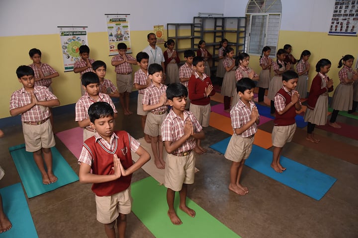 MES Kishora Kendra School-Yoga