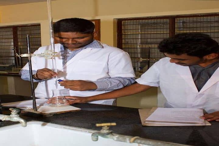 Sambhram Pre University College-Chemistry Lab