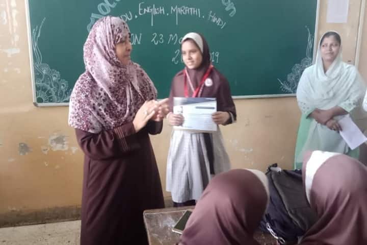 Anjuman I Islams Mustafa Fakih High School and Junior College-Classroom Activity