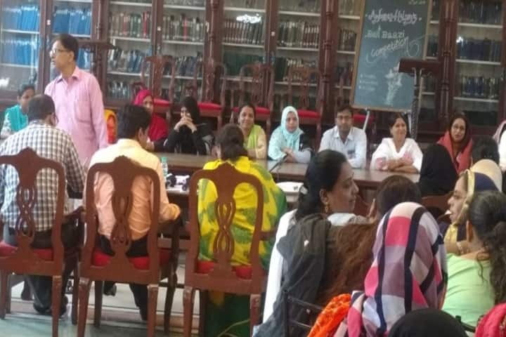 Anjuman I Islams Mustafa Fakih High School and Junior College-Library