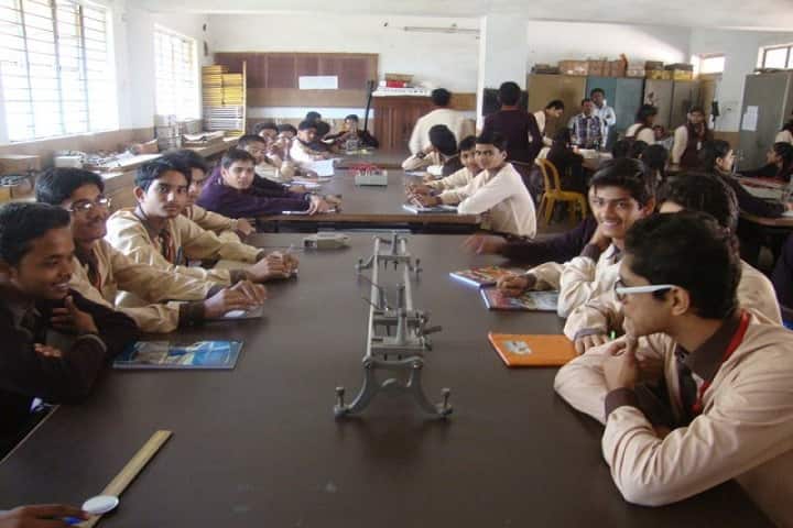 Holy Cross Senior Secondary School-Lab1