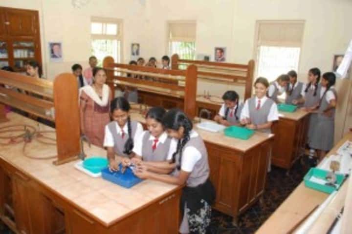 Apostolic Carmel High School and Junior College-Chemistry-Lab