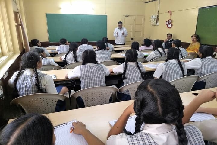 Bai Bhikhaijee Shapoorjee Bengallee Girls High School-Class Room