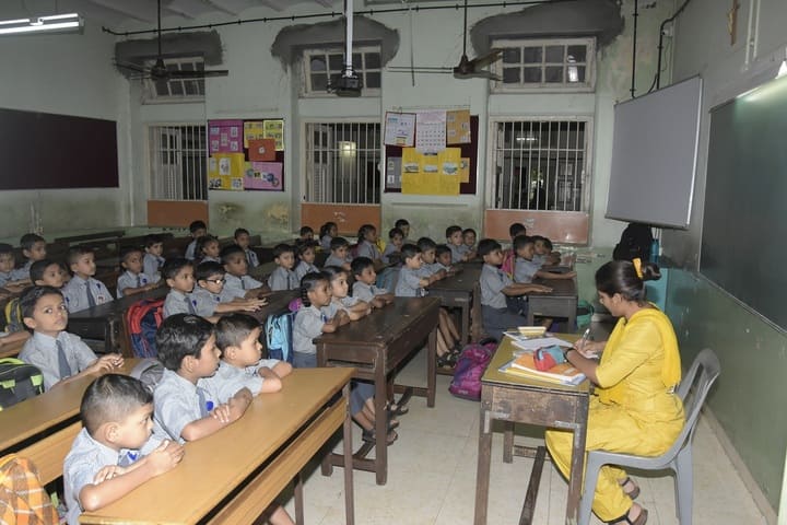 St Sebastian Goan High School-Classroom