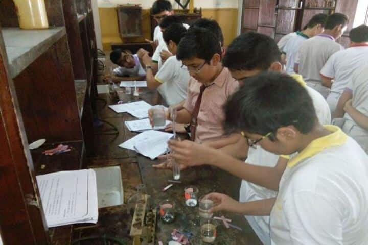 The Blossom Sunderbai Thackersey English High School-Chemsitry Lab