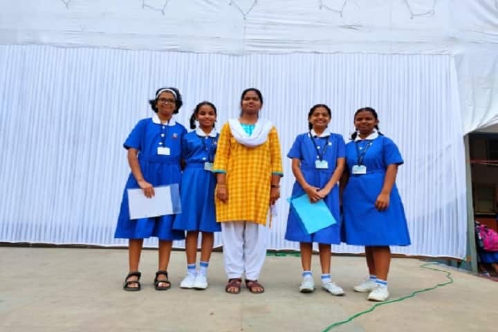 Canossa High School-National Peace Convention