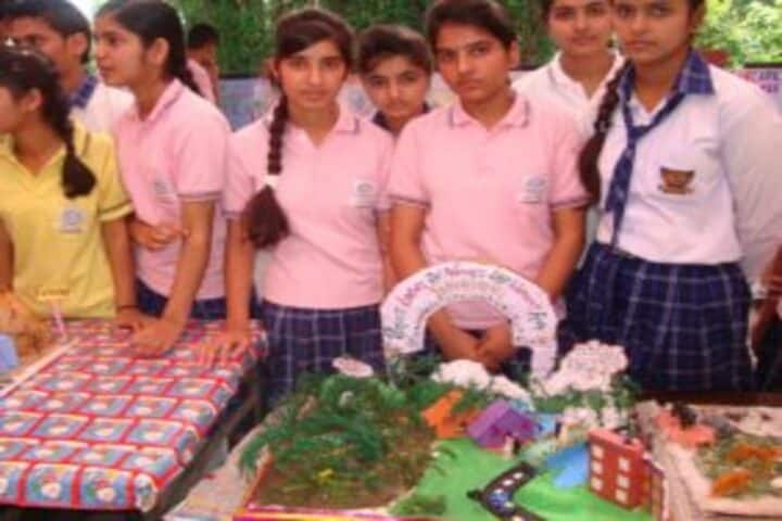 Gurukul Public Senior Secondary School-School Exhibition