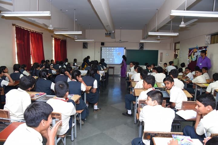 Oxford Public School-Classroom