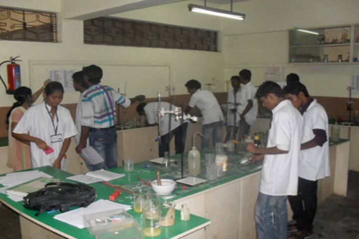 Pal Dharmendra Hindi High School-Chemistry Lab