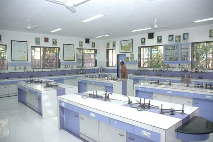 Poorna Prajna Education Centre-Science Lab