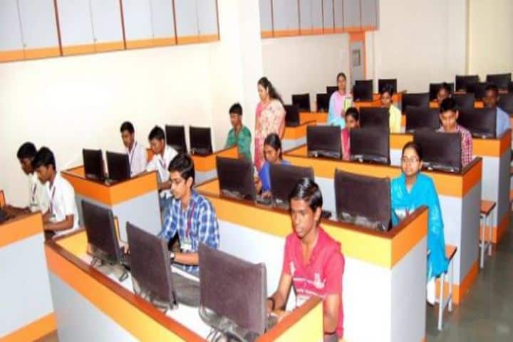 Kamraj Memorial English High School and Junior College-Computer Lab