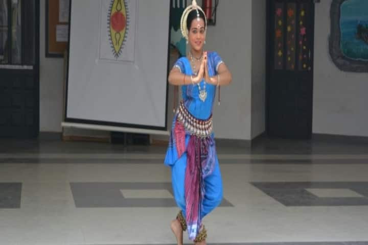JP International School-Dance