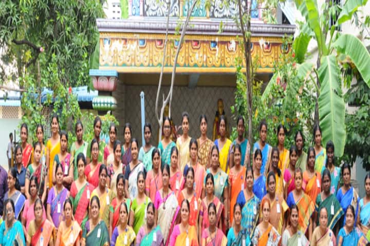 Valliammal Matriculation Higher Secondary School-Group Photo