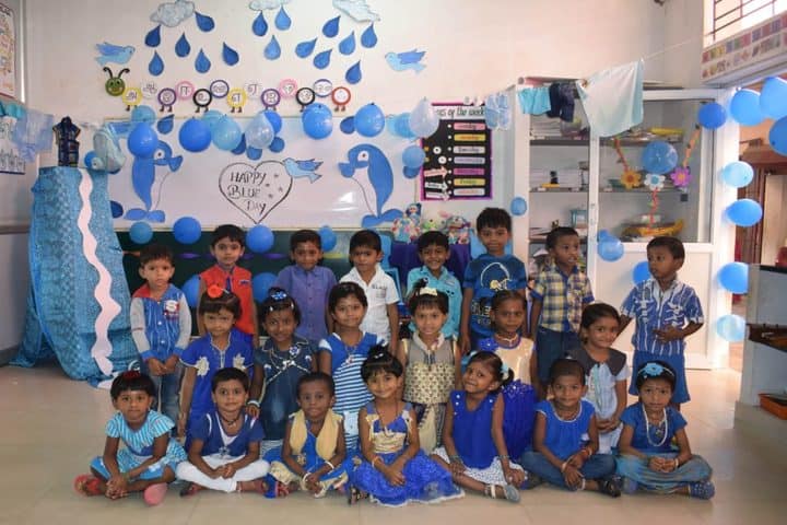 Guhan Matriculation Higher Secondary School-Colour Activity