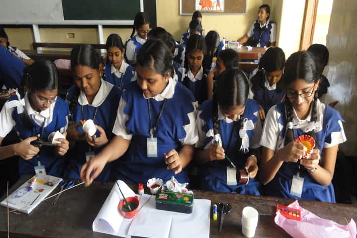 Rosary Matriculation Higher Secondary School-Art and Craft Class