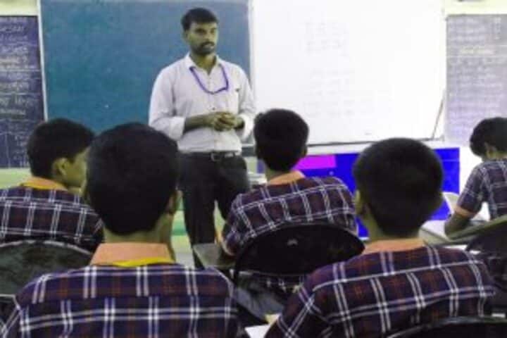 Green Valley Matriculation School-Classroom