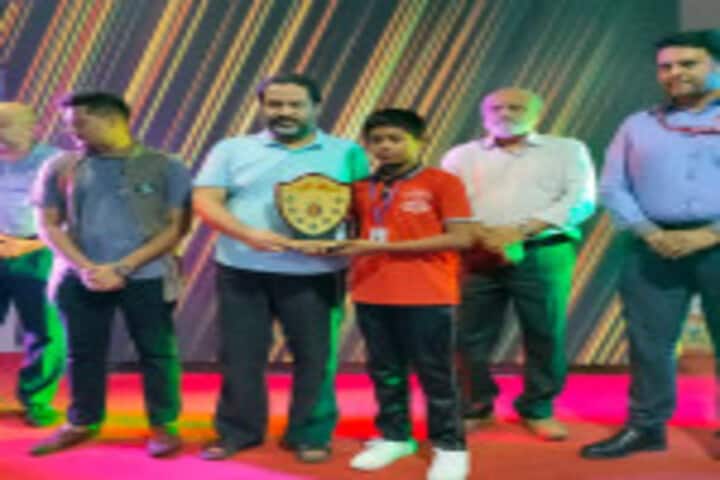 Shri A Ganesan Matriculation Higher Secondary School-Award Distribution
