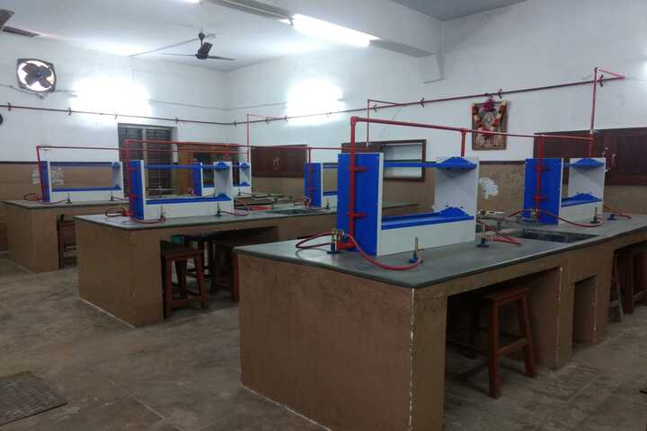 Moongibai Goenka Girls Higher Secondary School-Chemistry Lab